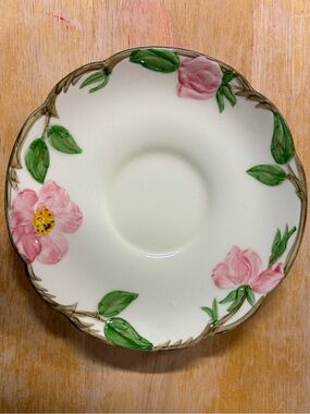 Franciscan Vintage Tea Saucer 5 3/4in Floral Desert Rose USA Earthenware.